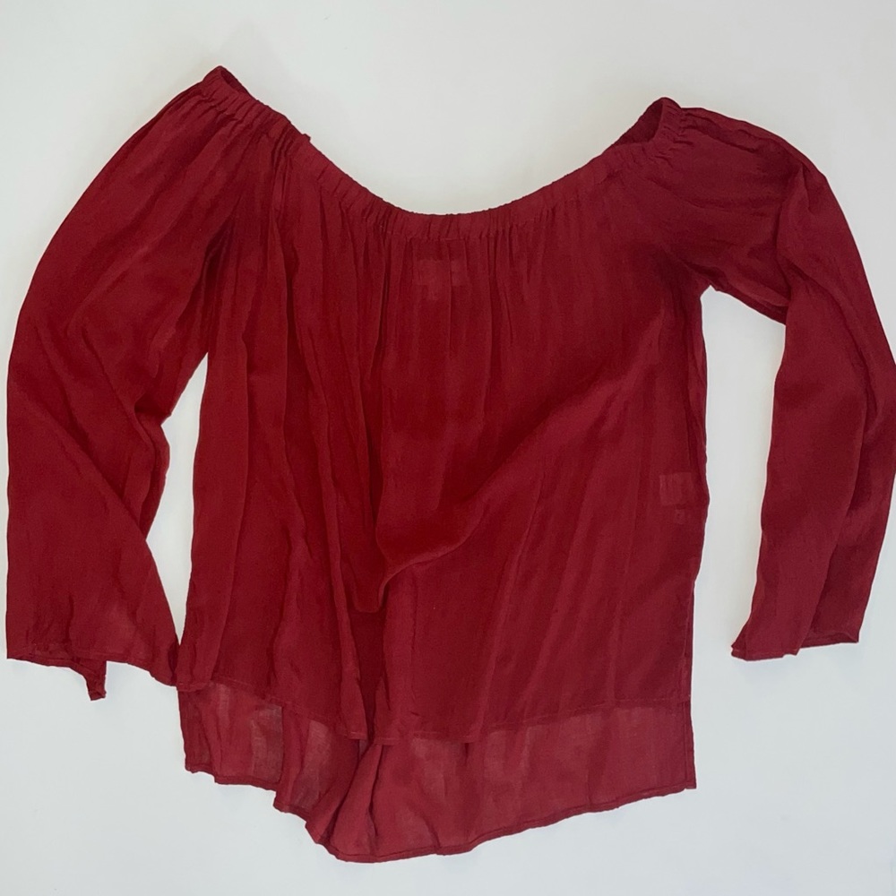 Cloth & Stone Cold Shoulder Top